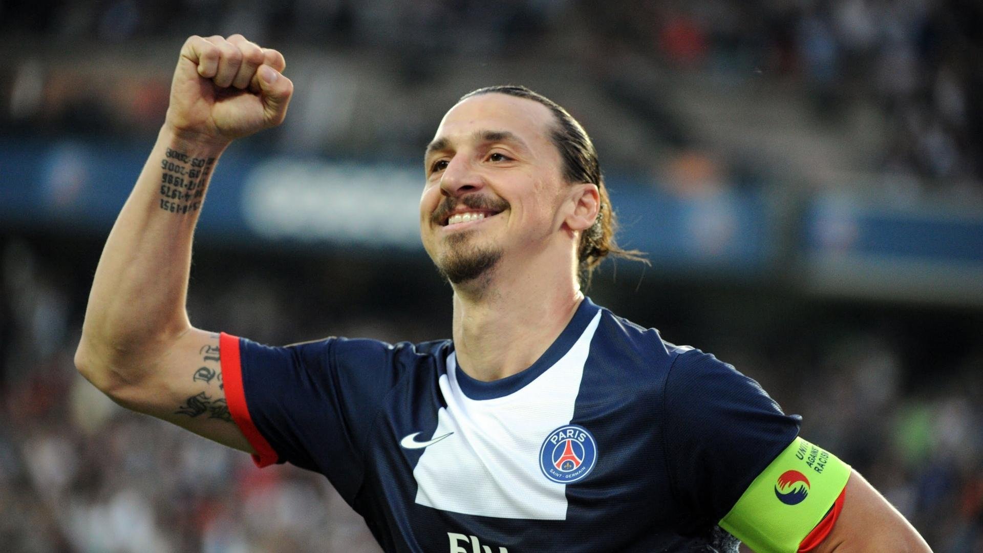 福特：出色的防守和灵活的突破，成为全黑队的关键战术元素，福特黑武士价格图片