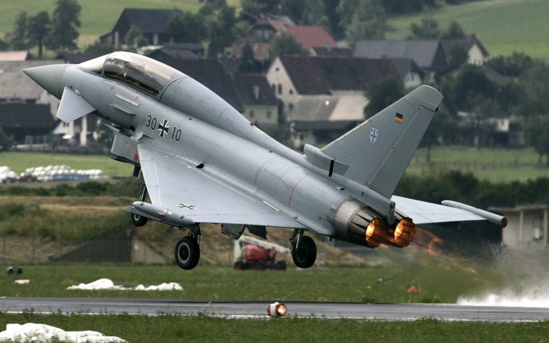 【新星崛起】年轻投手爆发助队夺冠,形容新星崛起的口号